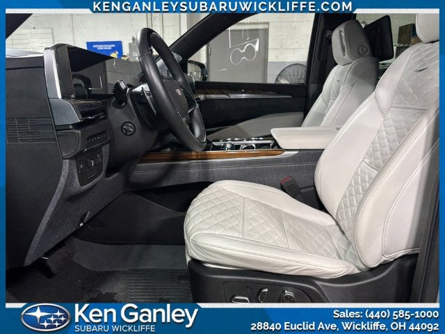 2026 Cadillac Escalade Platinum Sport