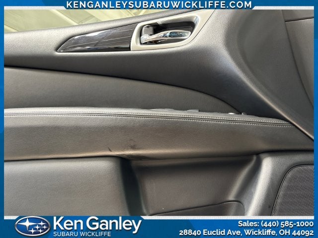 2019 Nissan Pathfinder S