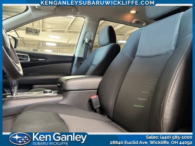 2019 Nissan Pathfinder S