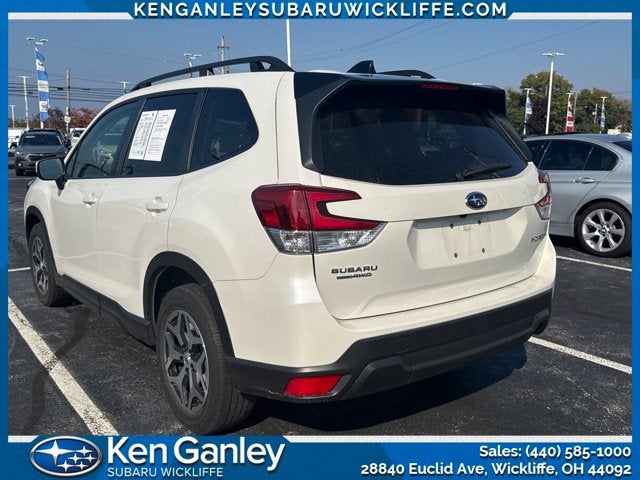 2024 Subaru Forester Premium