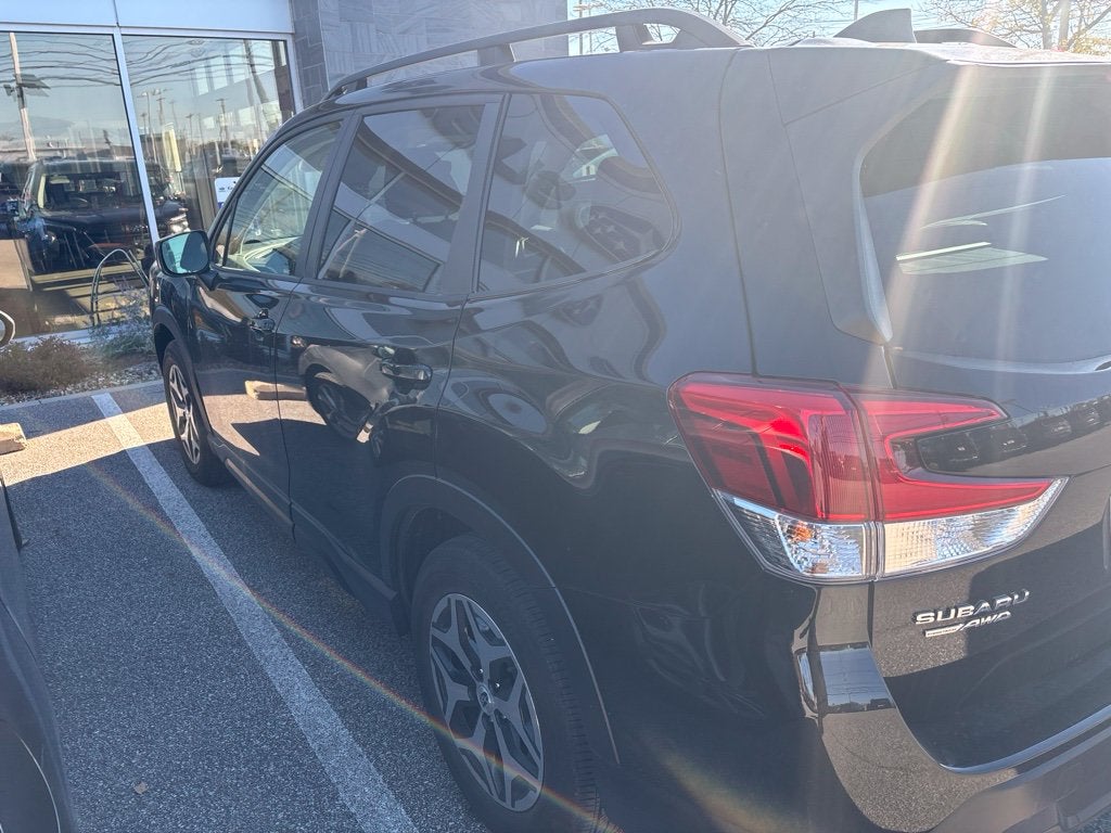 2024 Subaru Forester Premium