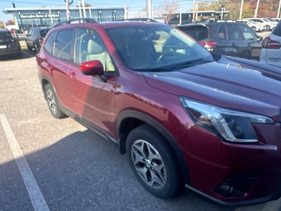 2024 Subaru Forester Premium