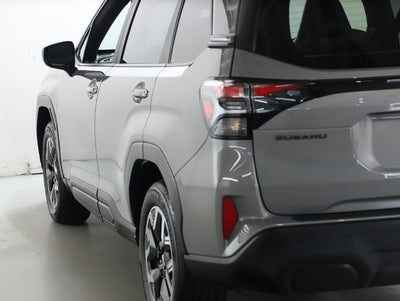 2025 Subaru Forester Premium Premium