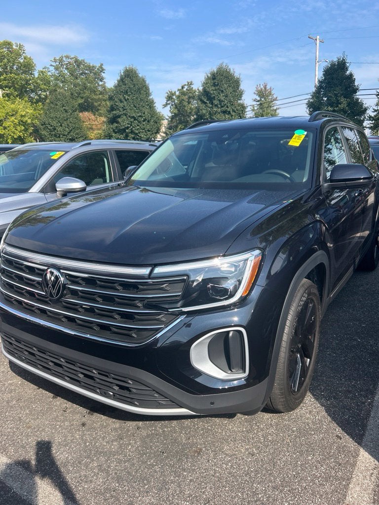 2024 Volkswagen Atlas 2.0T SE w/Technology