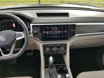 2022 Volkswagen Atlas 3.6L V6 SE w/Technology