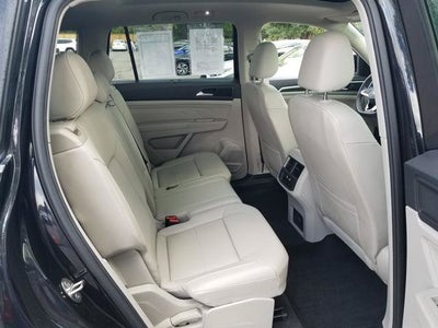 2022 Volkswagen Atlas 3.6L V6 SE w/Technology