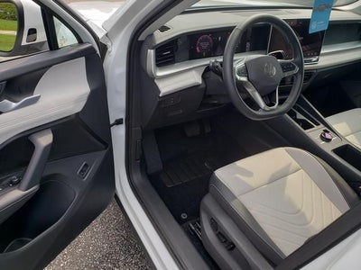 2025 Volkswagen Tiguan 2.0T SE
