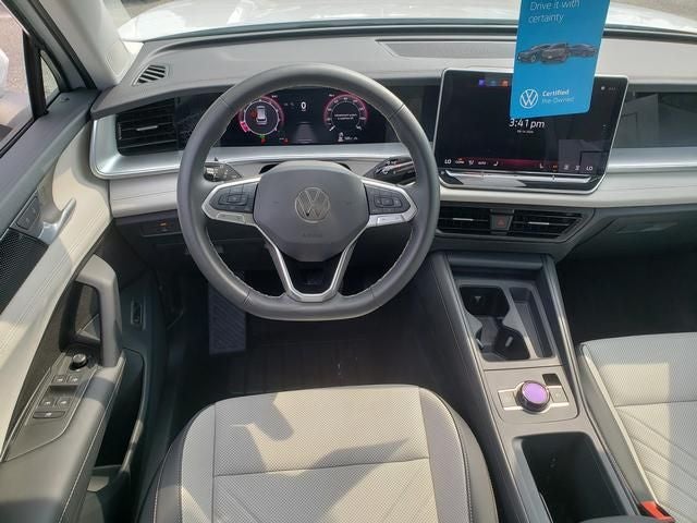 2025 Volkswagen Tiguan 2.0T SE