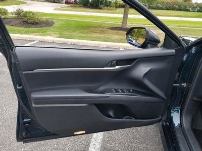 2019 Toyota Camry Hybrid LE