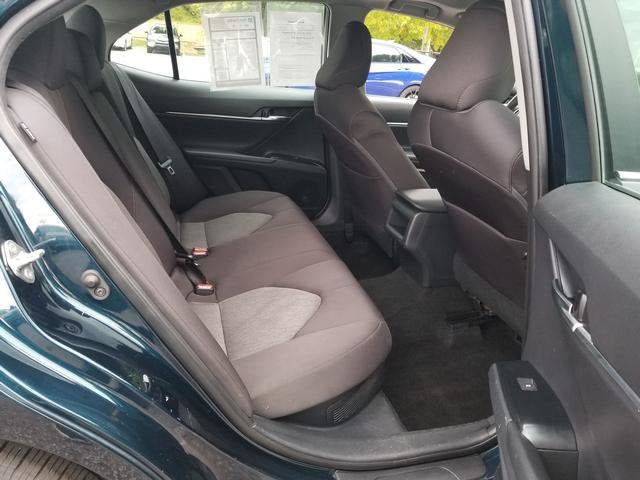 2019 Toyota Camry Hybrid LE