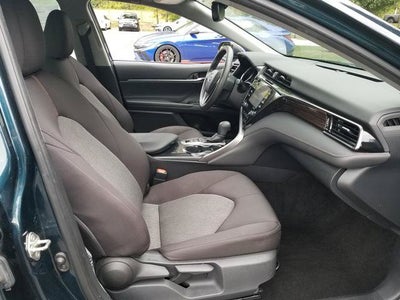 2019 Toyota Camry Hybrid LE