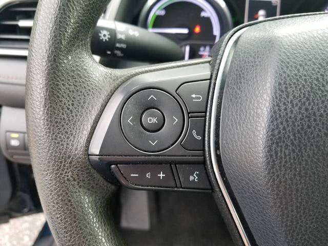 2019 Toyota Camry Hybrid LE