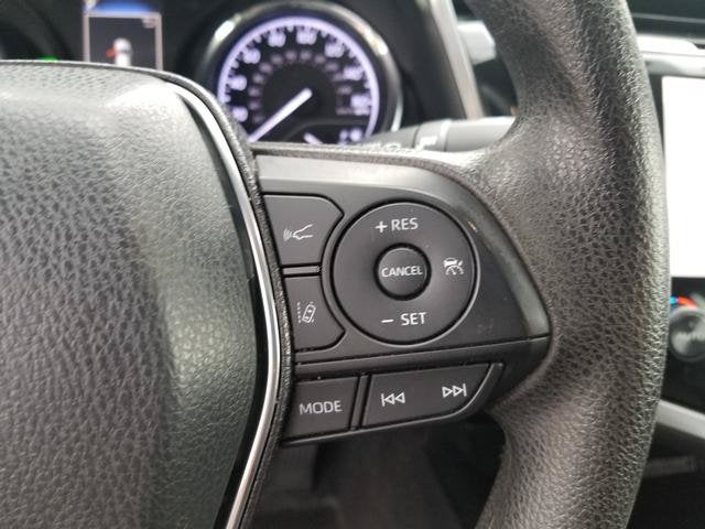 2019 Toyota Camry Hybrid LE