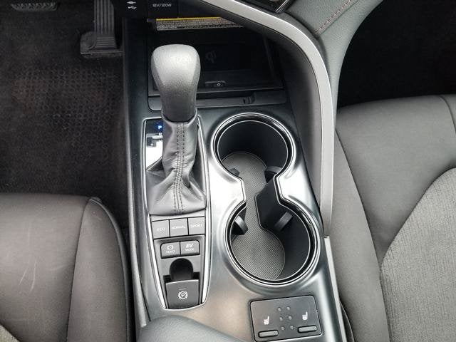 2019 Toyota Camry Hybrid LE