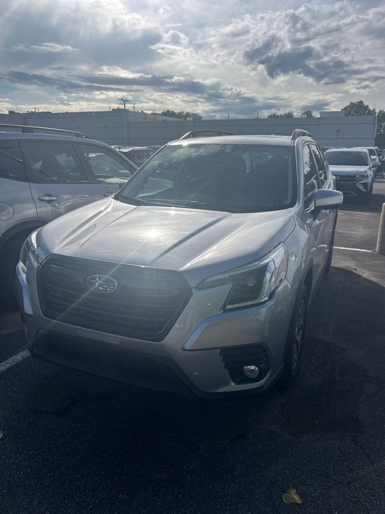 2023 Subaru Forester Premium