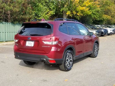 2023 Subaru Forester Premium
