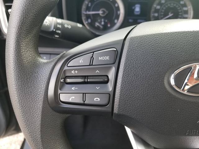 2022 Hyundai Venue SE