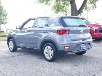 2022 Hyundai Venue SE