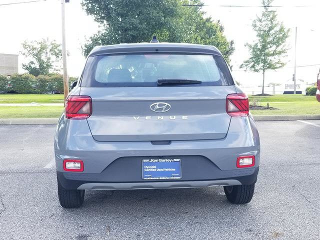 2022 Hyundai Venue SE