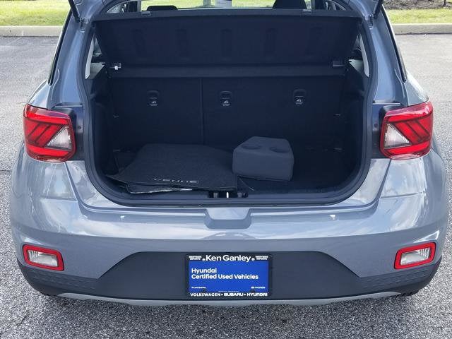 2022 Hyundai Venue SE