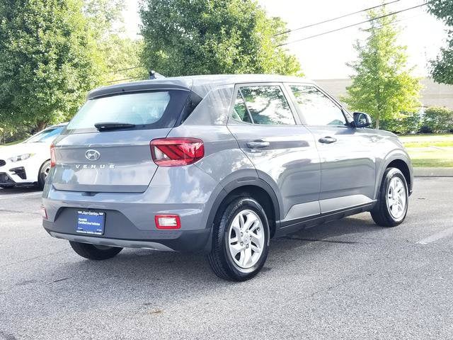 2022 Hyundai Venue SE